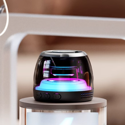 Mini Bluetooth Lautsprecher mit Magnet & Ambient Licht - Kompakter Klang und Stil